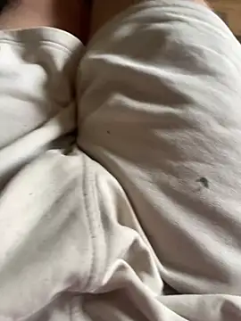 italianboy20cm online show from April 2026 09:15:01 AM