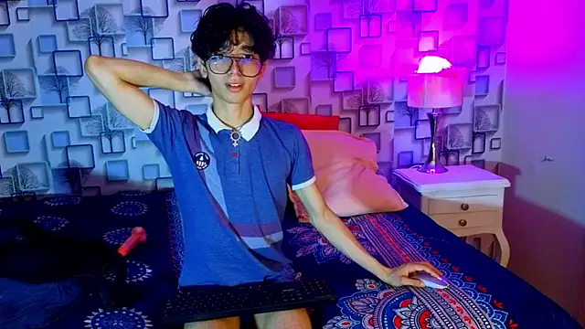 Twink Sebas7 online show from April 2026 12:29:02 PM