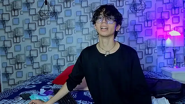 Twink Sebas7 online show from May 2026 12:11:02 PM