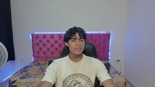skinny sam online show from May 2026 05:24:01 AM