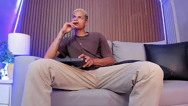 Omen20  online show from April 2026 12:21:01 PM