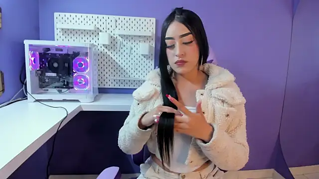 Kimm 444 online show from April 2026 04:45:01 AM