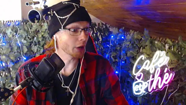 SkinnyAlex1312 online show from April 2026 09:58:02 AM