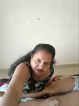 Snapshot of Hot_night chatting on April 2026 08:20:01 AM Hot night online show from April 2026 08:20:01 AM