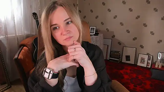 MiaSparkes online show from June 2026 11:24:02 AM