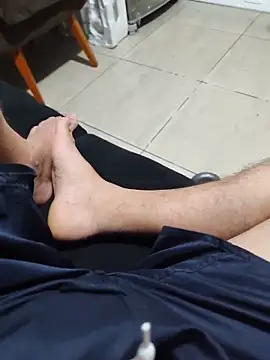 Fofinho44 online show from May 2026 11:12:03 PM