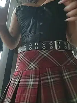 NefertitiXO online show from June 2026 03:47:01 PM