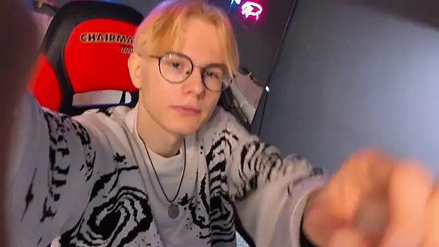 Liam Blair online show from April 2026 05:56:02 AM