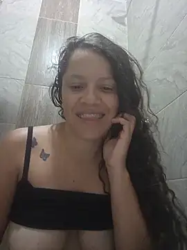 Snapshot of angelplu chatting on April 2026 05:17:01 PM angelplu online show from April 2026 05:17:01 PM