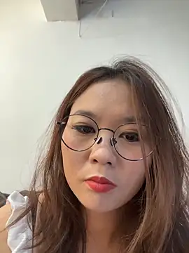 Snapshot of xiaoxiao_02 chatting on April 2026 01:56:01 AM xiaoxiao 02 online show from April 2026 01:56:01 AM