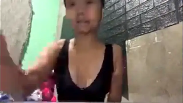 Snapshot of caitlyn_5 chatting on April 2026 04:33:02 PM caitlyn 5 online show from April 2026 04:33:02 PM