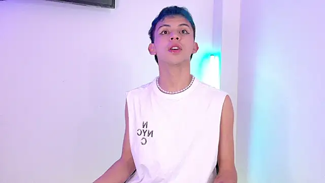 Snapshot of Apolo_Prince1 chatting on June 2026 07:38:02 PM Apolo Prince1 online show from June 2026 07:38:02 PM