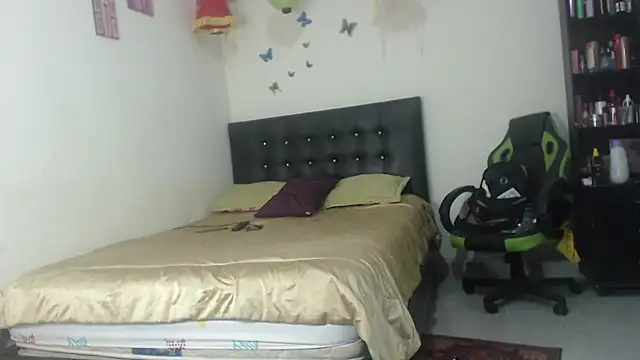 hotbrunettecasandra online show from February 2025 09:42:01 AM