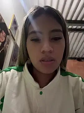 Snapshot of Kimmiebellarie chatting on June 2026 11:52:01 PM Kimmiebellarie online show from June 2026 11:52:01 PM