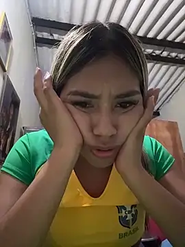 Snapshot of Kimmiebellarie chatting on June 2026 02:24:02 AM Kimmiebellarie online show from June 2026 02:24:02 AM