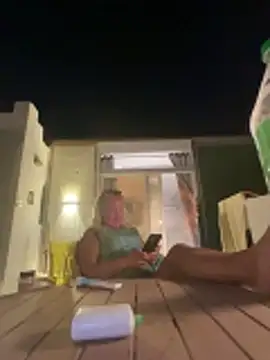 parisheliton online show from April 2026 10:54:02 PM