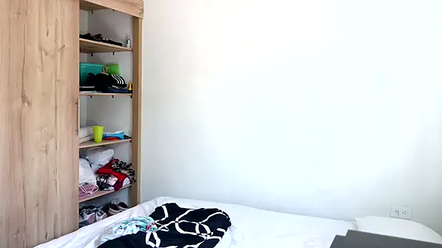 andrew 1520 online show from February 2026 07:30:02 PM