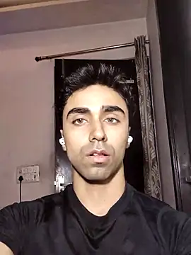 chrish 7 online show from April 2026 04:23:01 PM