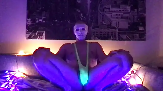 Snapshot of lucky_alfie_hng chatting on April 2026 08:24:02 PM lucky alfie hng online show from April 2026 08:24:02 PM