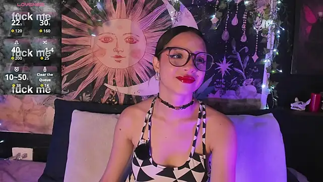 LaxiViolet online show from August 2026 09:25:01 PM