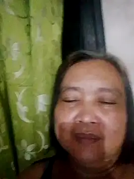 Snapshot of jeanyummytits chatting on May 2026 11:16:02 AM jeanyummytits online show from May 2026 11:16:02 AM