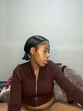 petite bee online show from July 2026 04:26:02 AM