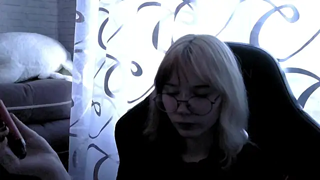 Vi Nika online show from April 2026 01:40:01 PM