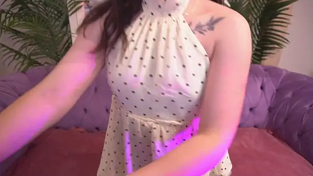 SinfulKittenn online show from June 2026 08:08:01 PM