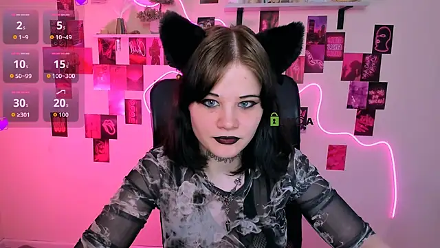nikki kiss  online show from May 2026 10:21:01 AM