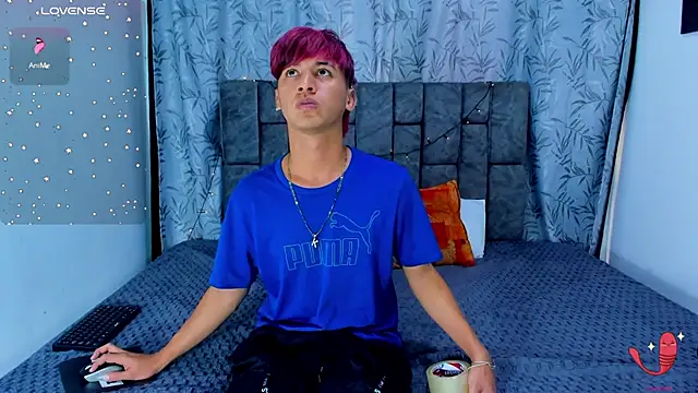 Snapshot of IhanKing chatting on June 2026 07:25:02 PM IhanKing online show from June 2026 07:25:02 PM
