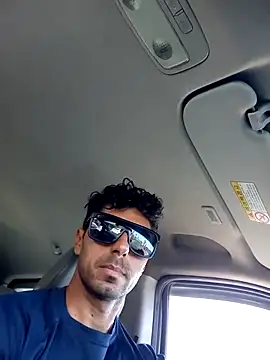 Fittrainer21 online show from April 2026 06:12:01 PM