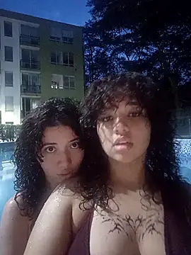 Chloe and Violeta online show from July 2026 11:31:01 PM
