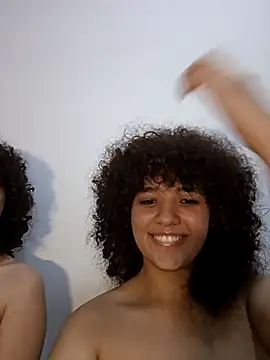 Chloe and Violeta online show from July 2026 02:29:02 AM