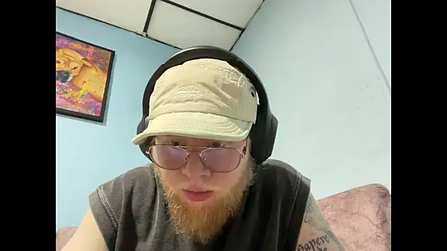 Snapshot of lucas_mike chatting on April 2026 03:46:02 AM lucas mike online show from April 2026 03:46:02 AM