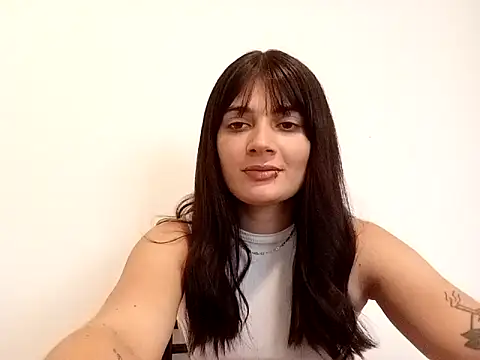 Sassygyrl online show from May 2026 07:44:02 PM