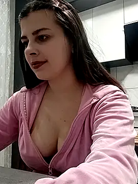 Snapshot of Eveline5038 chatting on June 2026 09:48:02 PM Eveline5038 online show from June 2026 09:48:02 PM