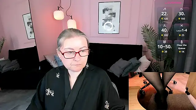Alexandra Kind online show from July 2026 08:55:02 PM