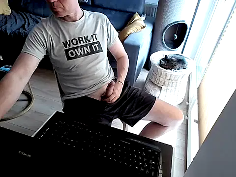KoneserZmyslow online show from June 2026 11:42:02 AM