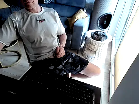 KoneserZmyslow online show from June 2026 12:15:02 PM