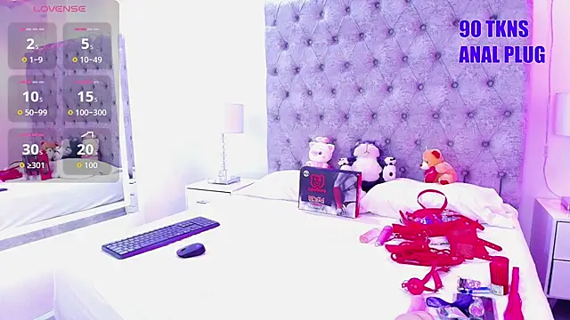 Zoe M00n online show from July 2026 07:41:02 PM
