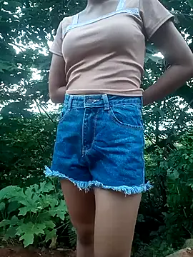 Snapshot of Elena_Mia chatting on July 2026 10:45:01 PM Elena Mia online show from July 2026 10:45:01 PM