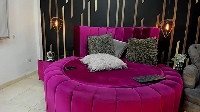 JayTaylorr online show from May 2026 11:48:02 AM