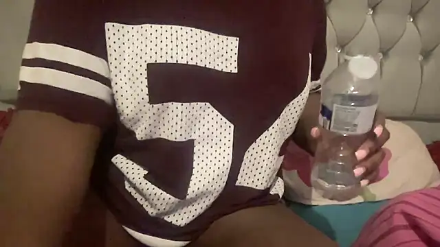 EbonyTheBrattt online show from June 2026 04:29:01 AM