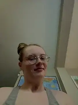 skyerose11 online show from July 2026 08:00:01 PM