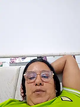 Snapshot of Samanta-42 chatting on July 2026 02:35:02 AM Samanta-42 online show from July 2026 02:35:02 AM