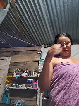 Snapshot of Samanta-42 chatting on July 2026 12:24:02 AM Samanta-42 online show from July 2026 12:24:02 AM