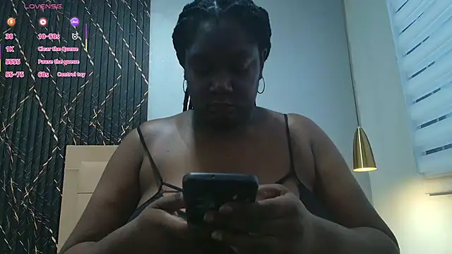 Canela  hot online show from May 2026 11:18:02 AM
