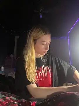 Spoilmedaddy732 online show from April 2026 08:31:02 PM