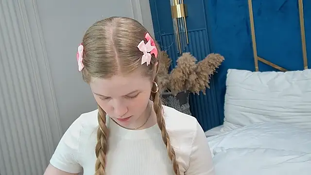 LilianHowards online show from July 2026 11:03:01 AM