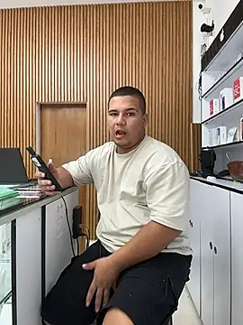 Patricio 02 online show from July 2026 03:17:01 PM